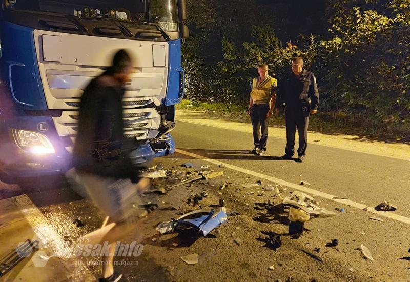 Teška prometna nesreća u Vrapčićima: Sudar tri vozila, jedna osoba prevezena u bolnicu